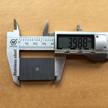 F40*25*5厂家直销:铁氧体方形强力磁铁，跑步机玻璃擦黑板擦磁铁
