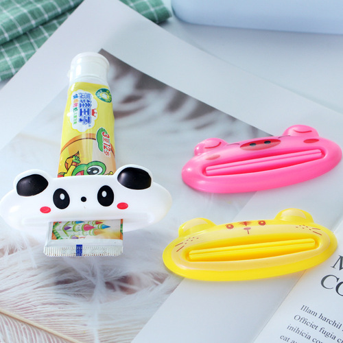 Cartoon toothpaste squeezer Korean version manual toothpaste squeezer lazy cosmetics facial cleanser squeezer wholesale