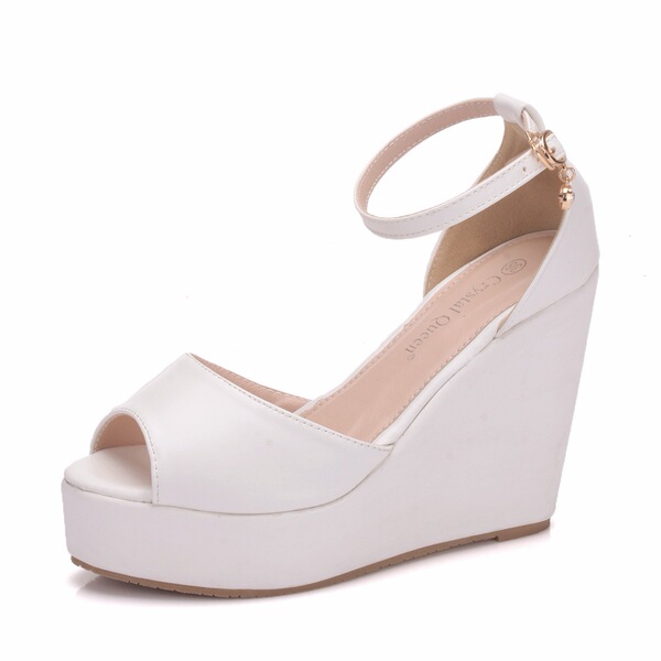 Fashionable casual women's sandals wedge heel stiletto heels with a…
