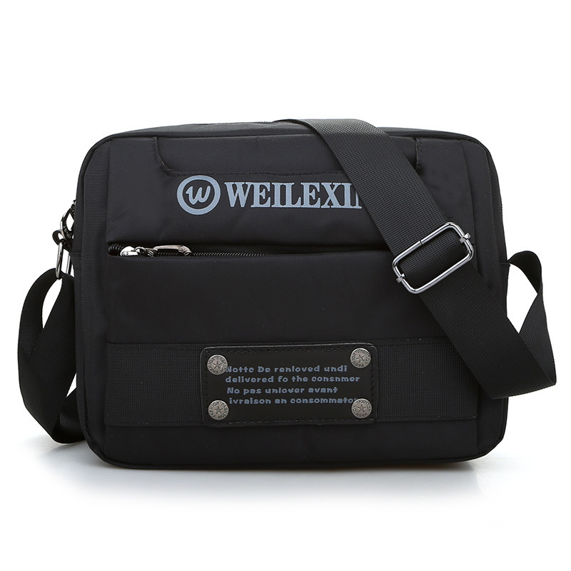 Bolso bandolera unisex de nailon de nuevo estilo, color liso, moderno, impermeable, ligero, para viaje, modelo unisex.