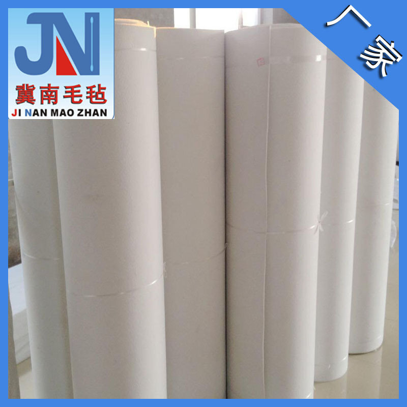 供应白色小化料化纤毛毡 分条机中化针刺毛毡布 可分层大化毛毡布