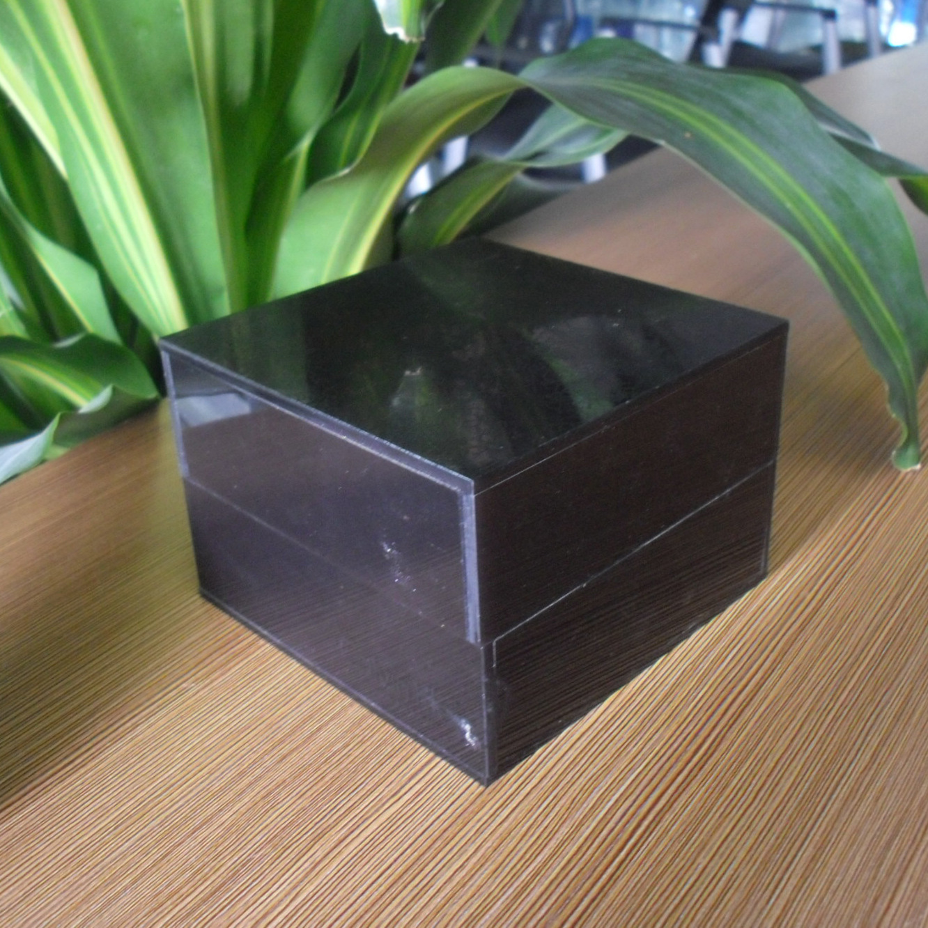 有机玻璃茶色盒子 半透明包装盒 黑色压克力展示盒 天地盖