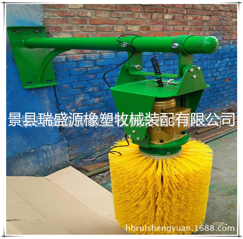 畜牧养殖设备产品 牛体刷 全自动牛体按摩清洁刷 挤奶机厂家供应
