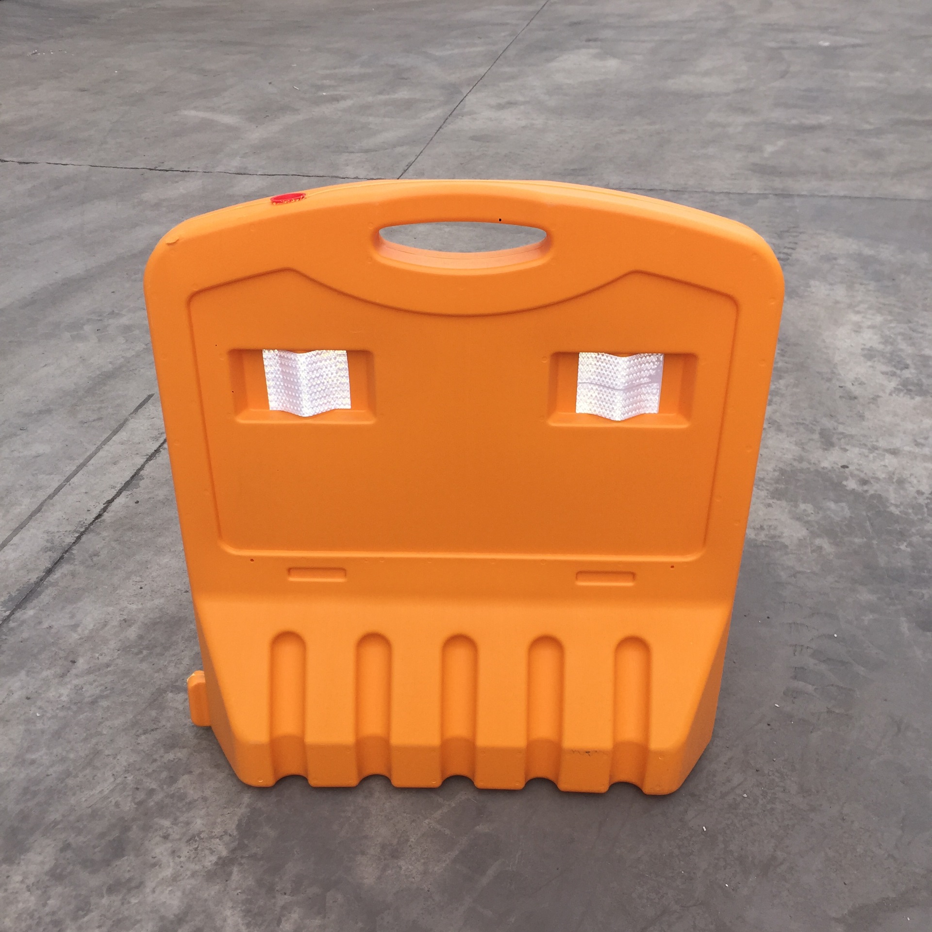 1.2米手提可移动式围挡水马 吹塑注水围栏 路政施工防撞隔离墩