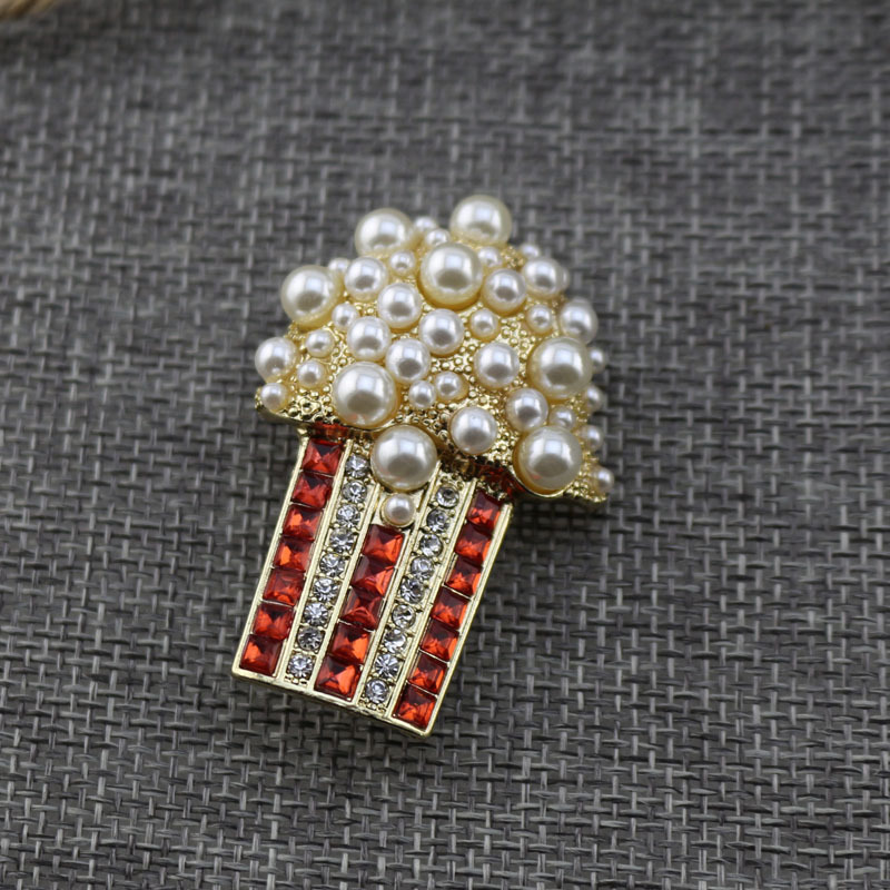 European and American Brands Are Passionate about Ruby-Encrusted Diamond and Pearl Popcorn Brooches, Corsages, Wedding Artistic Retro-Style Dresses