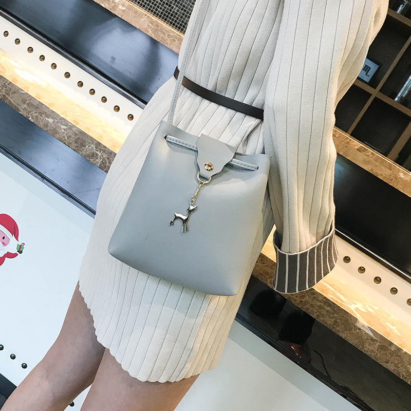 Bolso de las mujeres mini ciervo decorativo bolso del teléfono móvil 2018 nuevo estilo coreano de moda todo partido bolsa pequeña bolsa de mensajero al por mayor