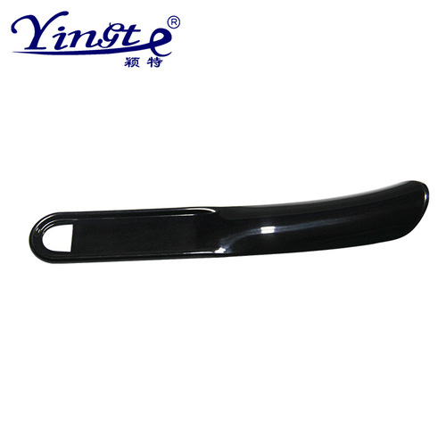 Wholesale plastic shoehorn, portable shoe lift, plastic shoe slider, shoehorn for pregnant women and the elderly, printable logo