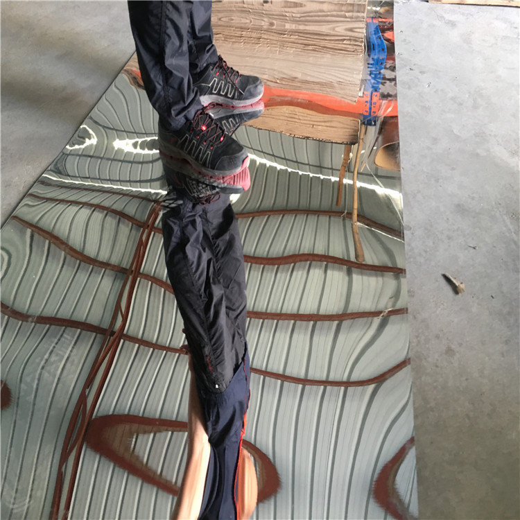 片材镜面地银色反光镜面地毯葢笨镜面地毯pe不碎镜面地毯pe