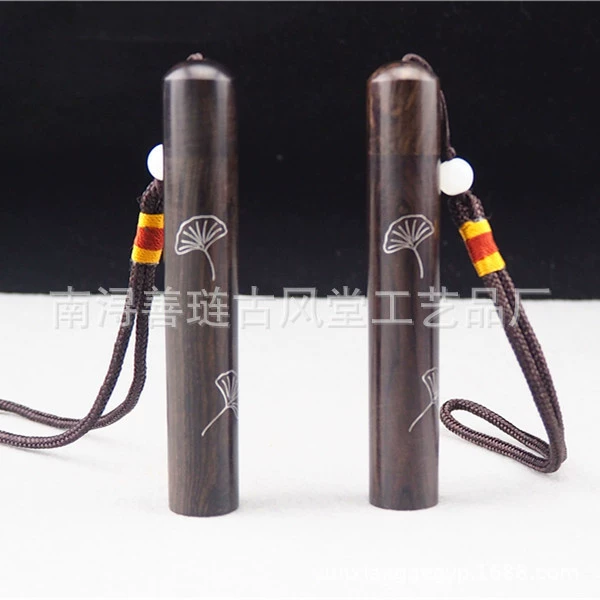 Электронная зажигалка из сандалового дерева, винтажная, с USB-зарядкой, для развлечений и в качестве подарка для мужчин.