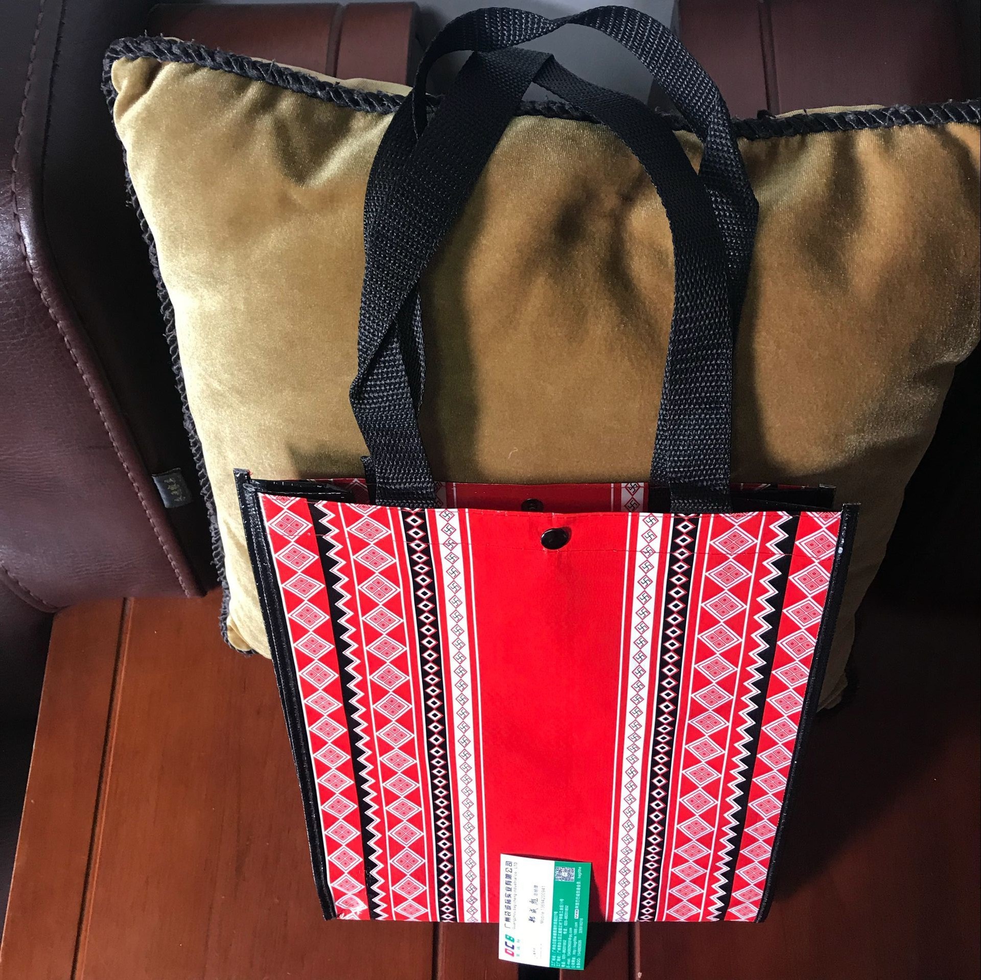 广州覆膜袋厂专业加工定腹膜编织袋制手提复膜无纺布PP编织购物袋