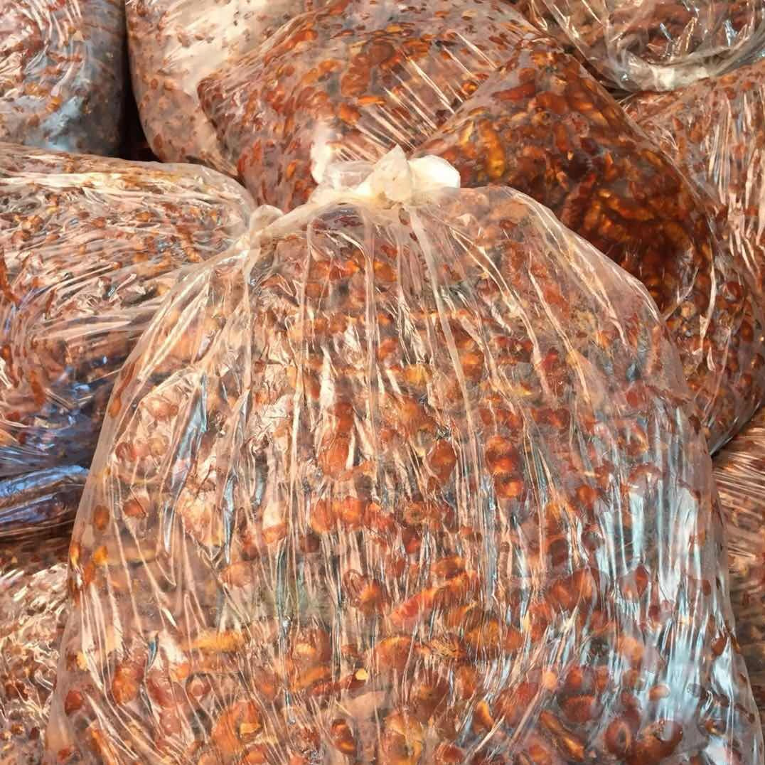 Wholesale Yunnan De shelled acid horn Sour Pork tamarind juice/Paste material Maoduoli raw material