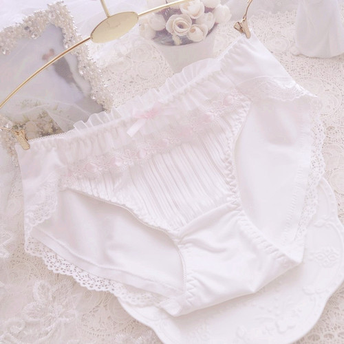 Long-term supply of Japanese fresh multi-color milk silk princess embroidered triangle girl cute women's underwear