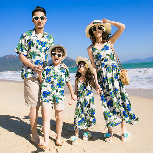 Parent-child clothing for a family of four, new summer couple clothing, beach vacation, family clothing, mother and daughter dresses, shirts Rakuten