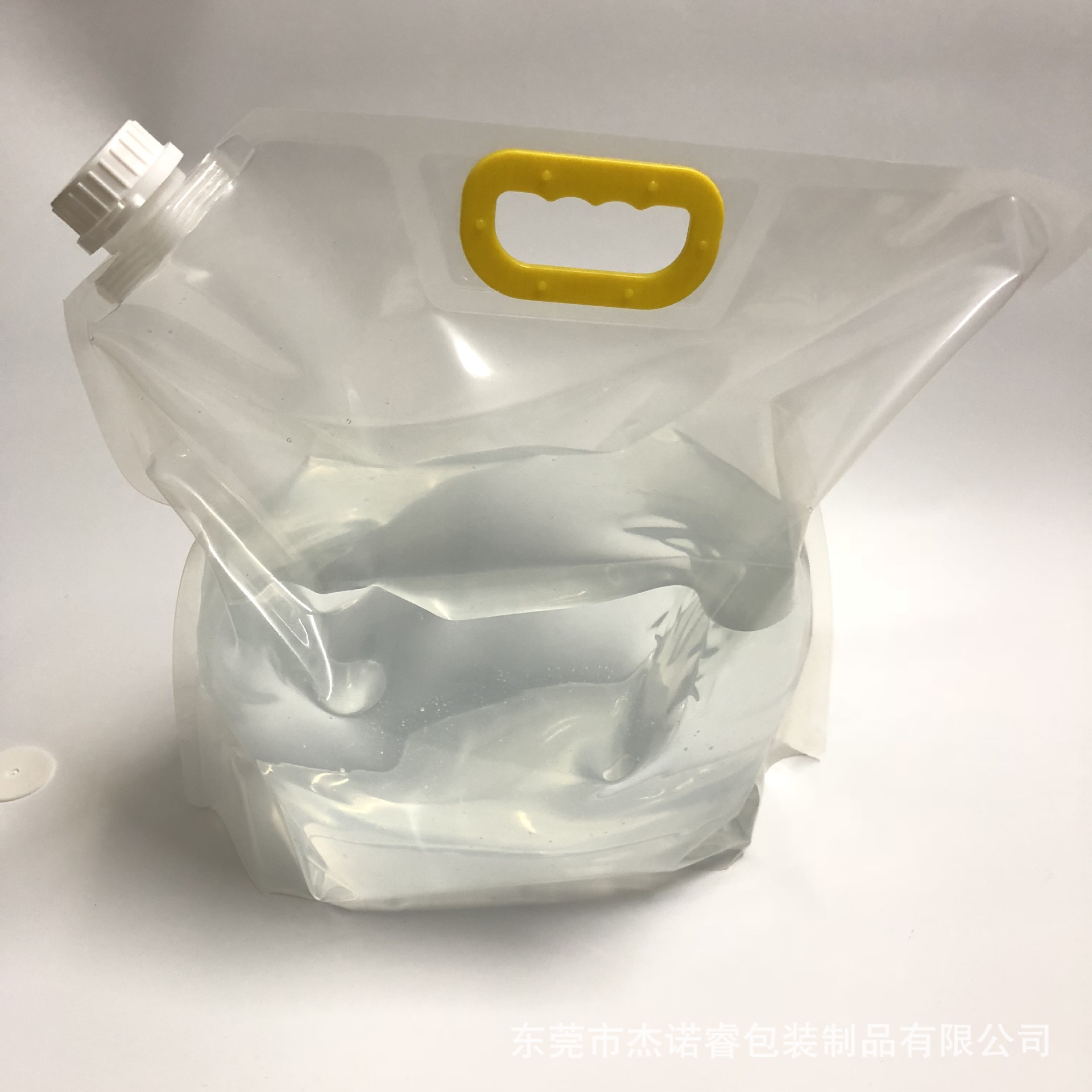 工厂直销自立吸嘴袋洗衣液透明液体包装袋饮料啤酒螺蛳粉汤手提袋