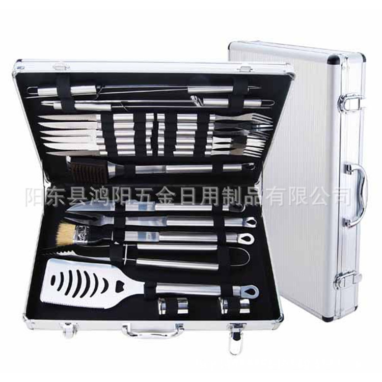 Directo de fábrica de acero inoxidable barbacoa parrilla traje de caja de aluminio 24-pieza barbacoa herramientas al aire libre combinación parrilla