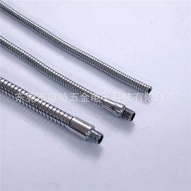 灯柱灯杆;支架;其他灯具配件