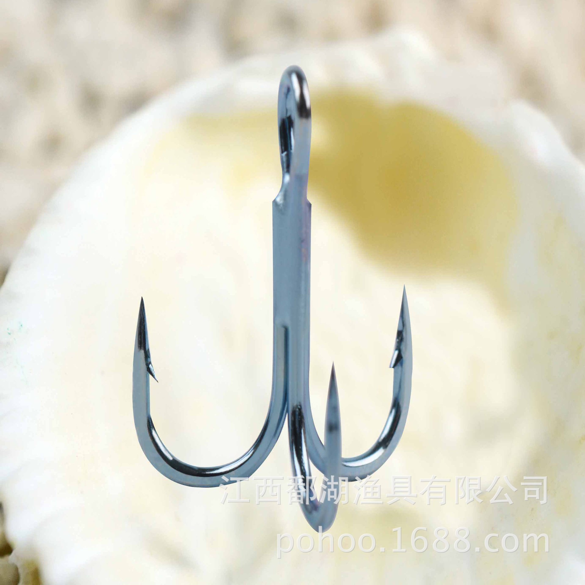 QIHU 1214 boutique de fondo oblicuo tres gancho de anclaje Super Blue anti-óxido negro níquel sanben Road Asiático gran gancho de anclaje cebo falso caliente Cebo suave