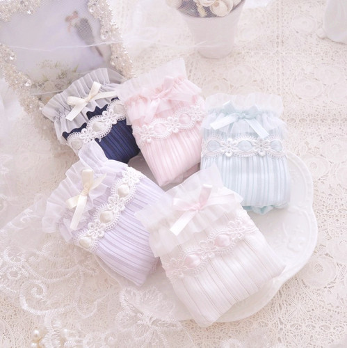 Long-term supply of Japanese fresh multi-color milk silk princess embroidered triangle girl cute women's underwear