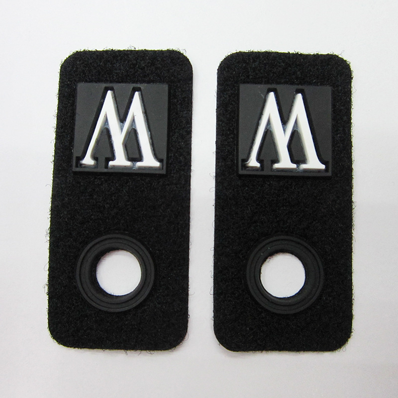 滴塑点绒布夕利康牛巴材质商标 黑底高频商标衣标 可定 制