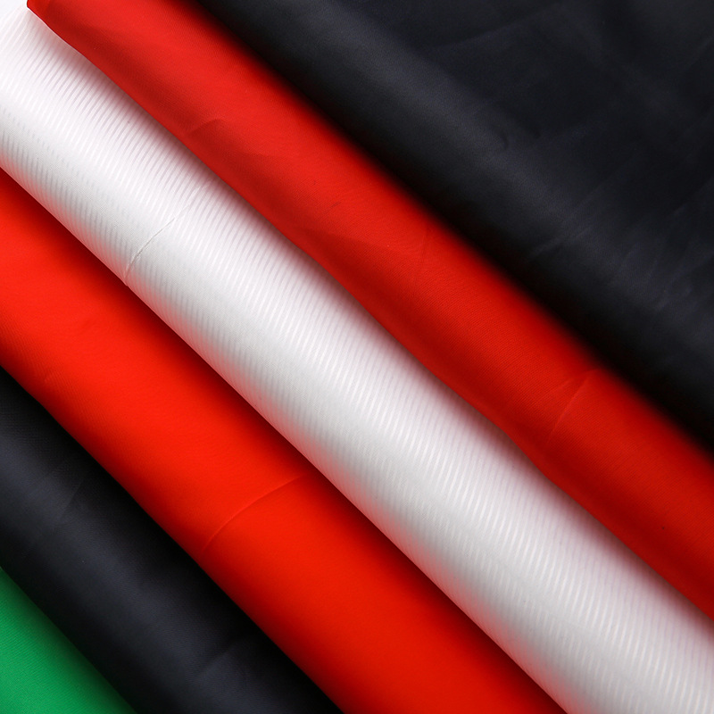 厂家供应210T涤塔夫服装面料 绸缎里料服装里料箱包里料现货200色