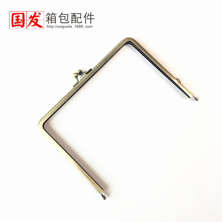 Inventario: 17.5 * 13CM cuadrado sin agujeros pequeño servo pozo cámara oro   Bolso de oro sin agujero