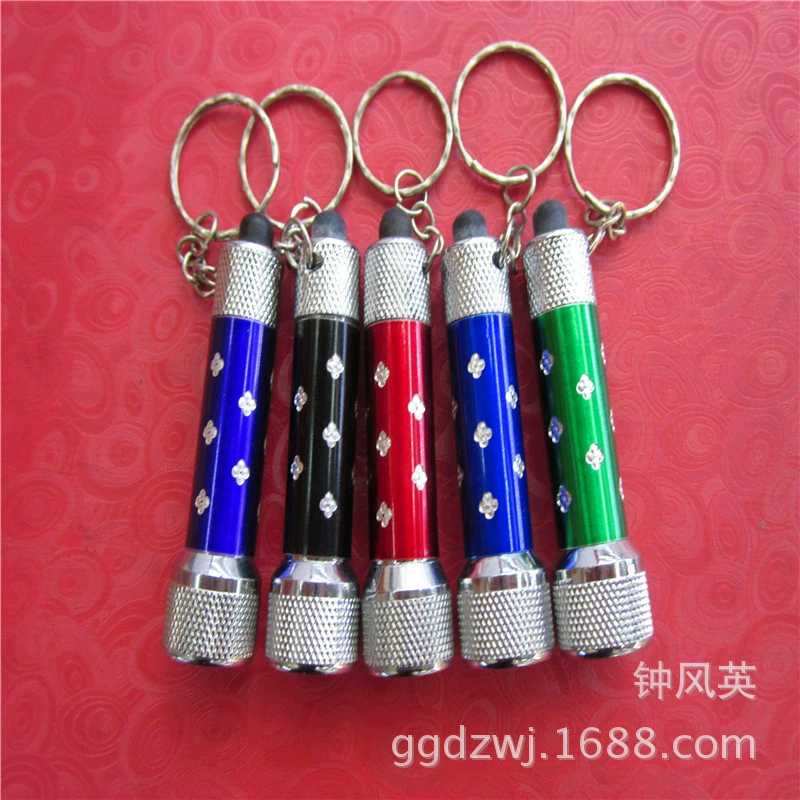 Светодиодный фонарик три огни Пять огней семь огней фонарик оптовые практические подарки 2 юаня магазин детей светящиеся игрушки