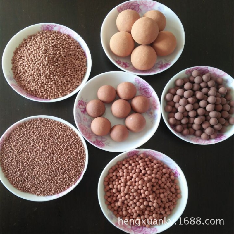 本厂供应优质麦饭石球 麦饭石矿化球 粒径1-30mm 净水颗粒