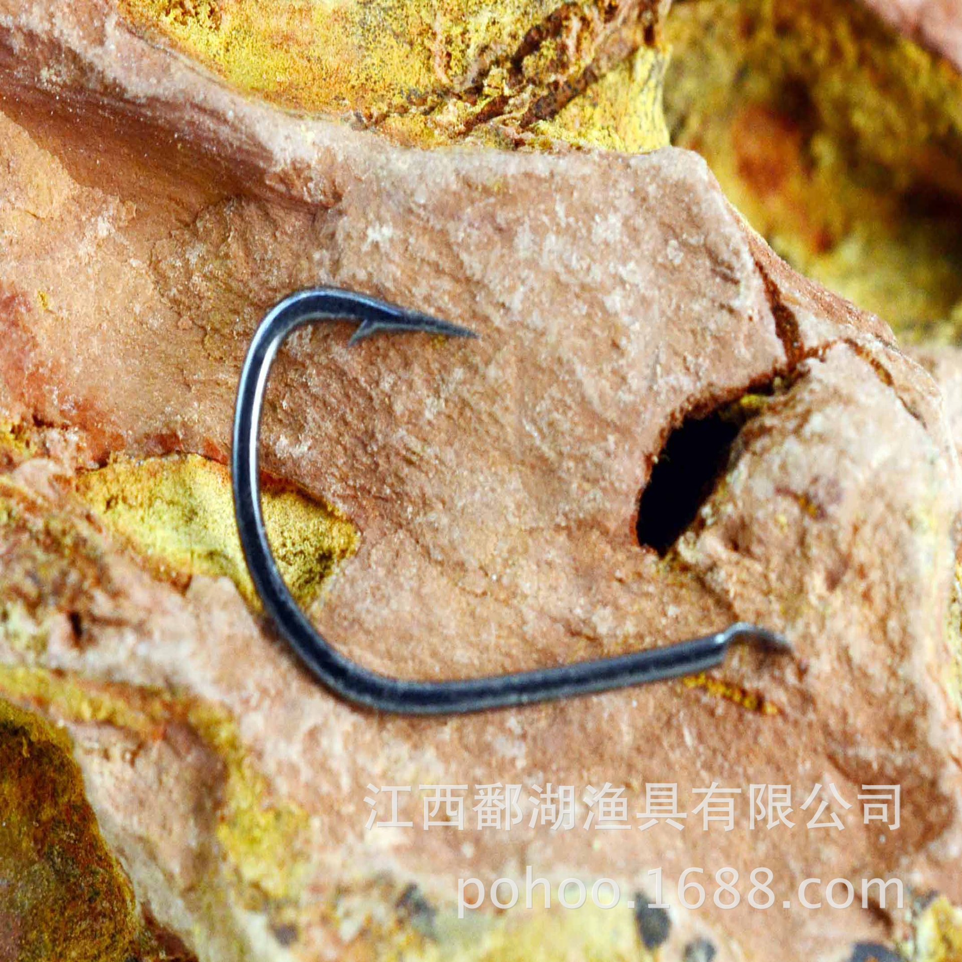 Qihu boutique corriente tiene 10 anzuelos púas/bolsa de acero alto carbono fabricante makou luya delgada tira negro pit asesino