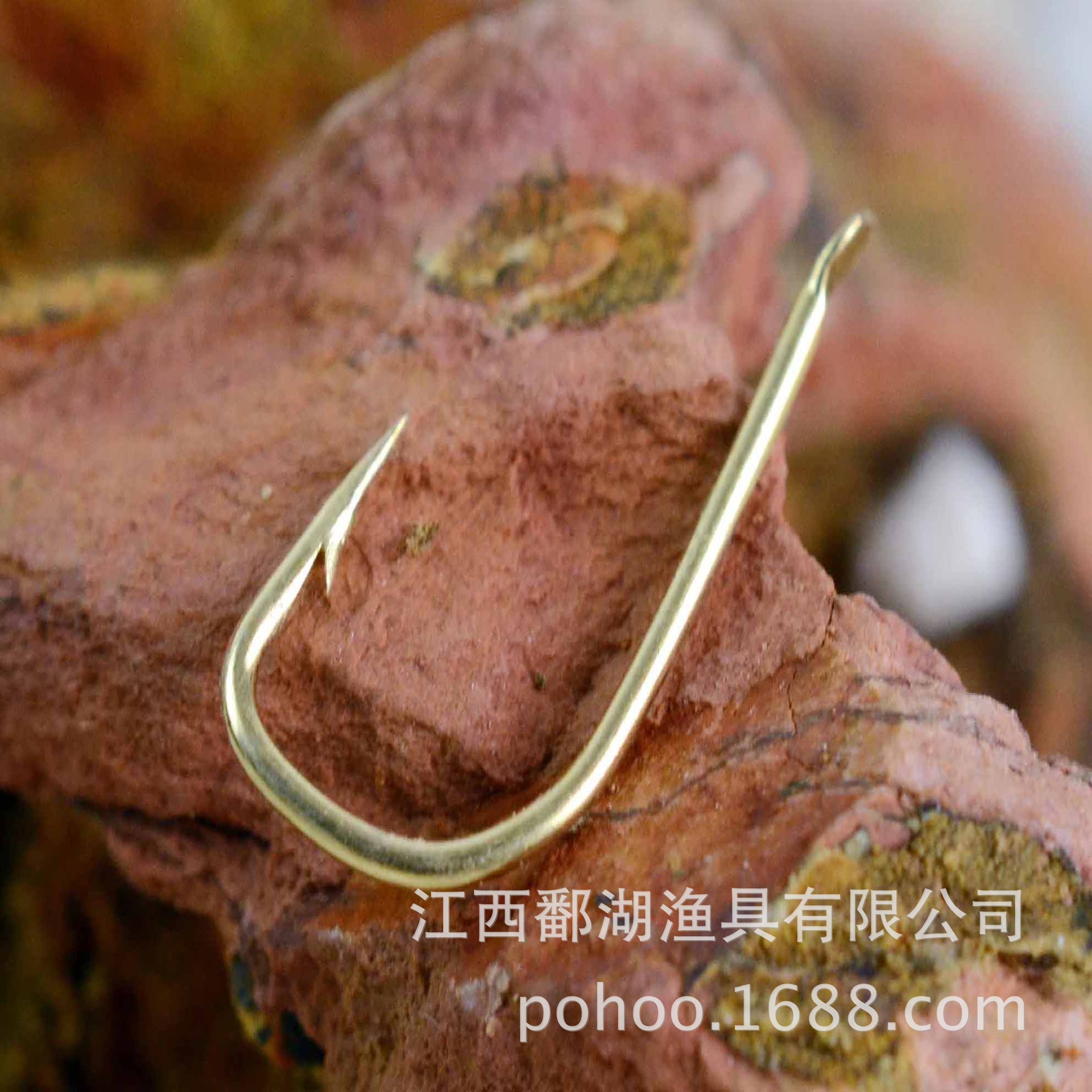 Beili manga caja de púas gancho manga de oro manga negro manga blanca colgando Caja 100 anzuelos de pesca ventas directas de la fábrica