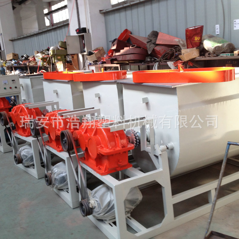 厂家干燥拌料机 立式塑料拌料机 大型拌料机