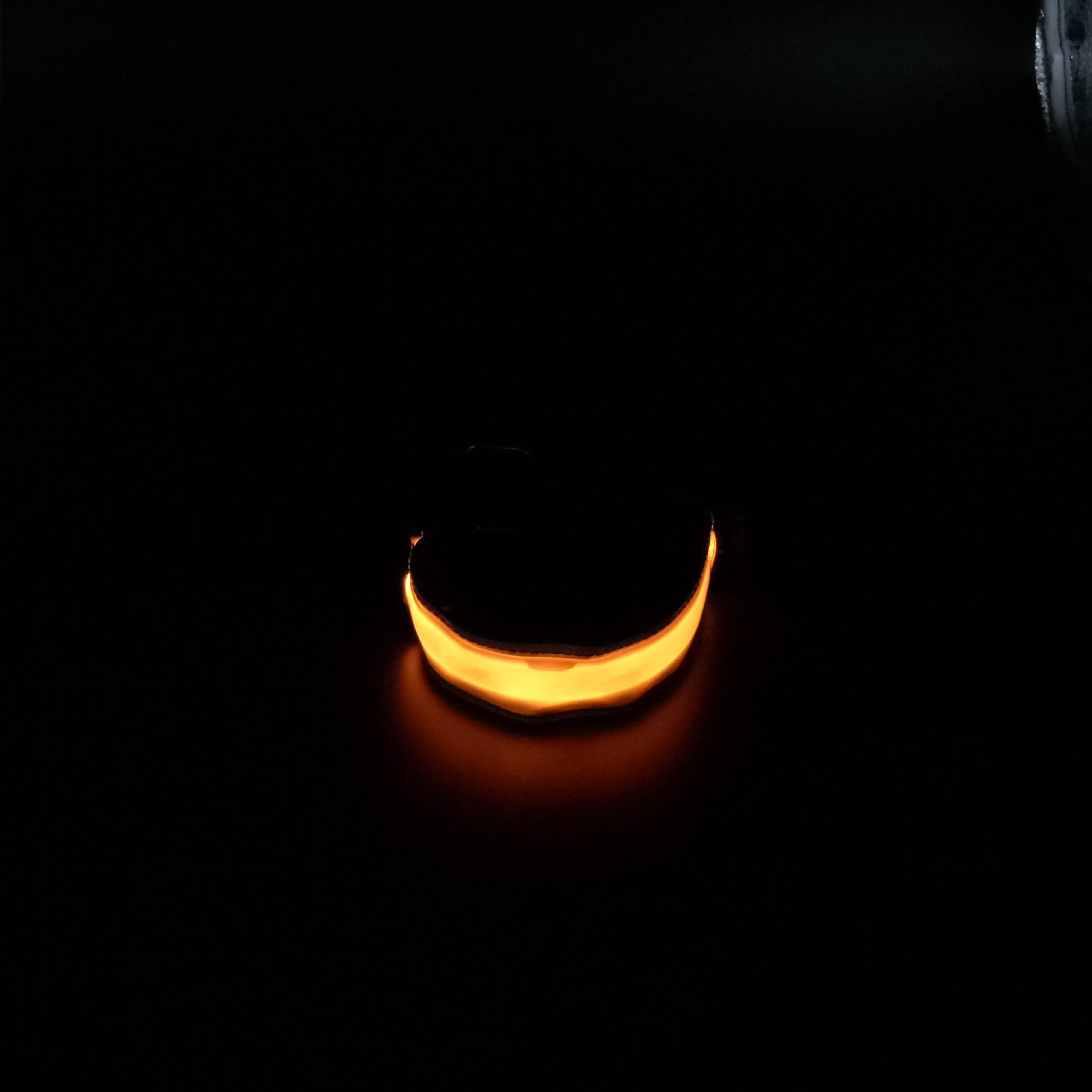 LED deportes pulsera noche flash luminoso corriendo celosía brazo banda hombres y mujeres montar señal luz reflectante tira de luz