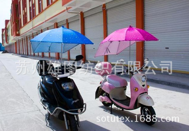 【厂家供应】雨滴印花涂银牛津布， 电动车车篷雨伞布210DPVC牛津