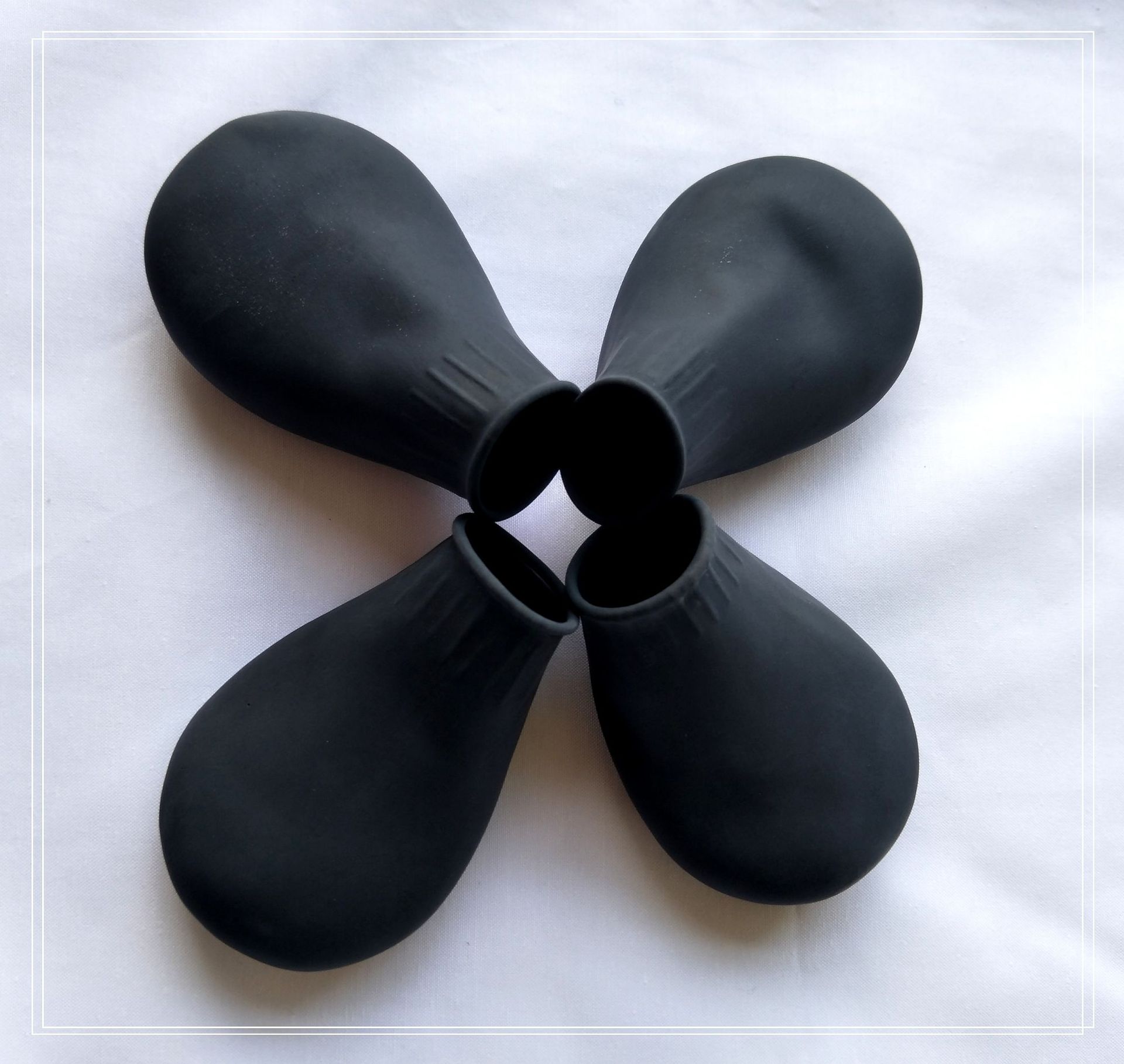 검은 풍선 신발