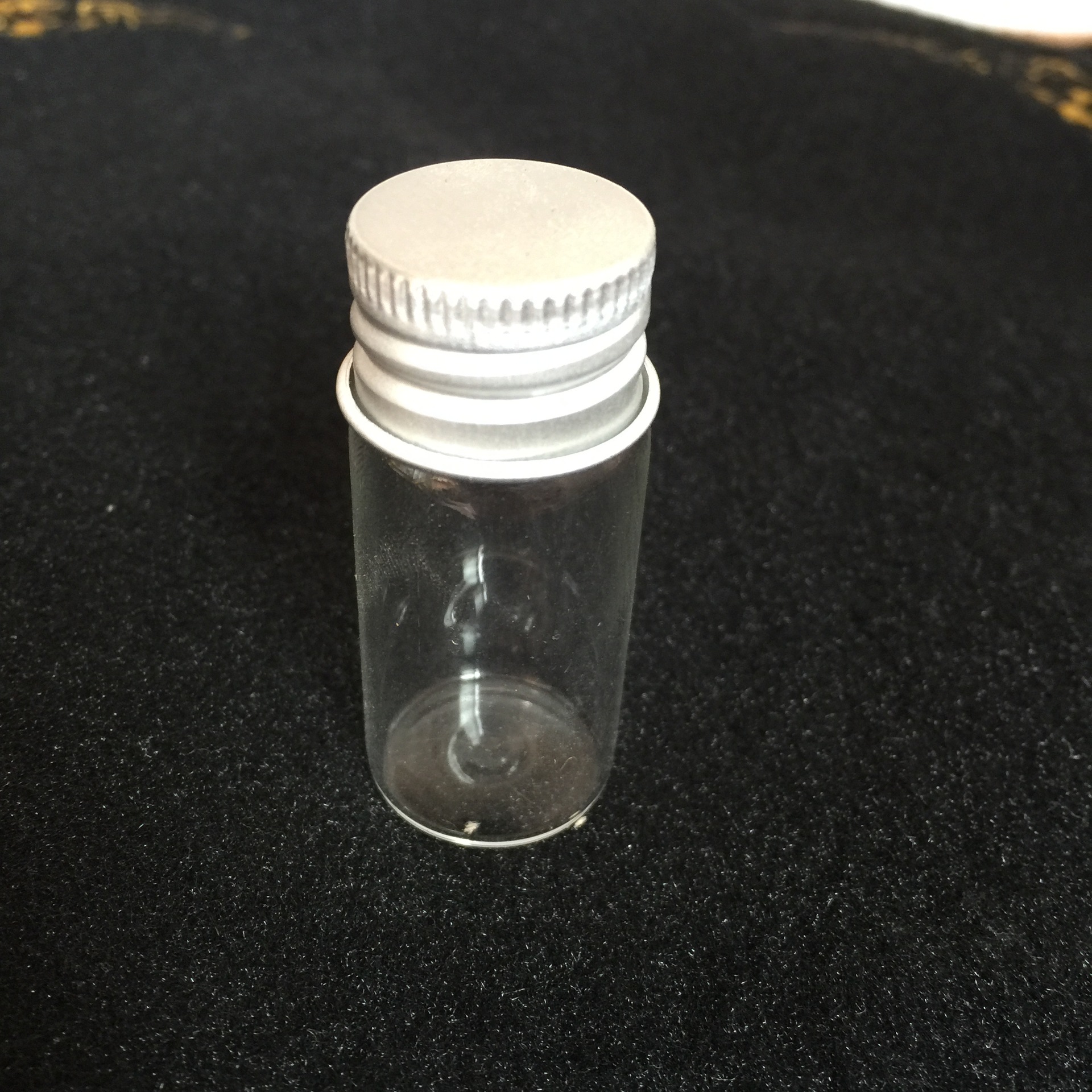 沉香烟针瓶2250玻璃瓶 2g沉香烟签瓶 饰品配件瓶 10ml铝盖粉末瓶