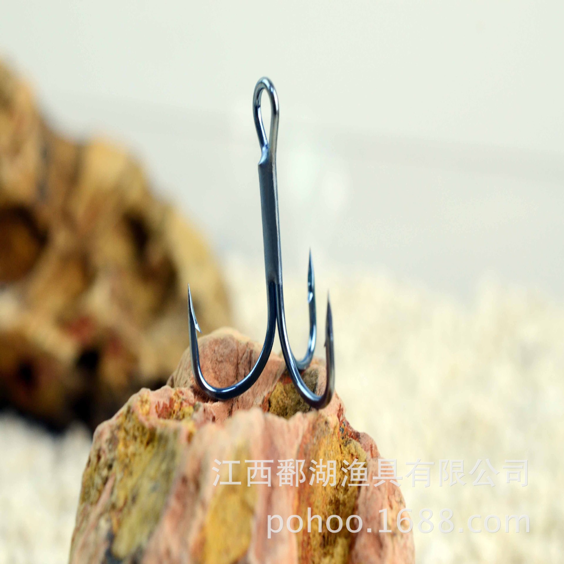 9984H-4X JIGGING Placa de hierro tres ganchos de acero boutique de garantía de calidad nuevo embalaje nuevo listado