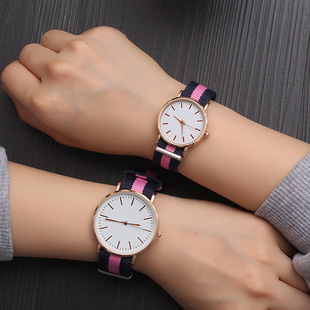 �����n�溆�s�����������ֱ�W����Ů��HʯӢ���PŮʿ���s���e