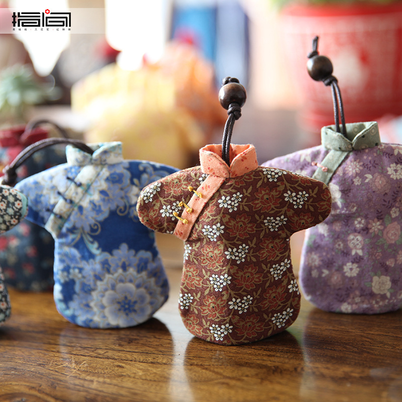 Bordado hecho a mano DIY bolsa de tela bolsa de material bolsa de patchwork cheongsam de producción creativa de suministro transfronterizo