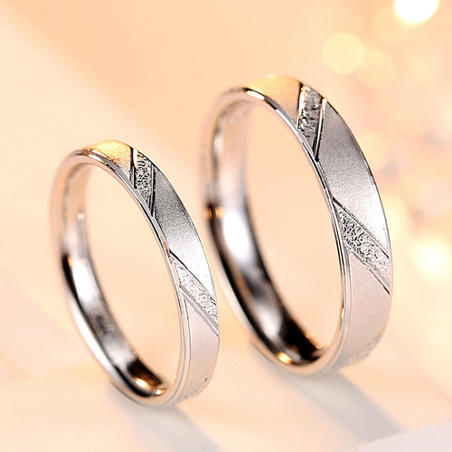 Korean personalized hand jewelry s925 sterling silver couple rings European and American men's and women's silver jewelry creative closed mouth rings wholesale
