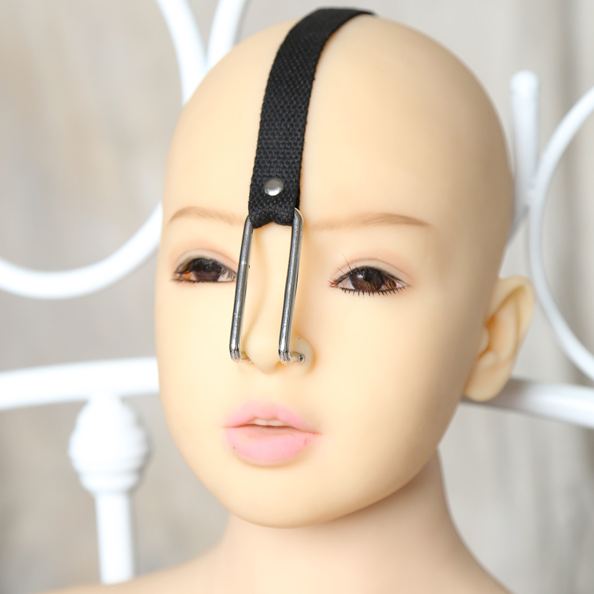 Tienda de fábrica juguetes sexuales juguetes alternativos gancho de metal sexy gancho de la nariz puede ser equipado con cuello anillo vinculante
