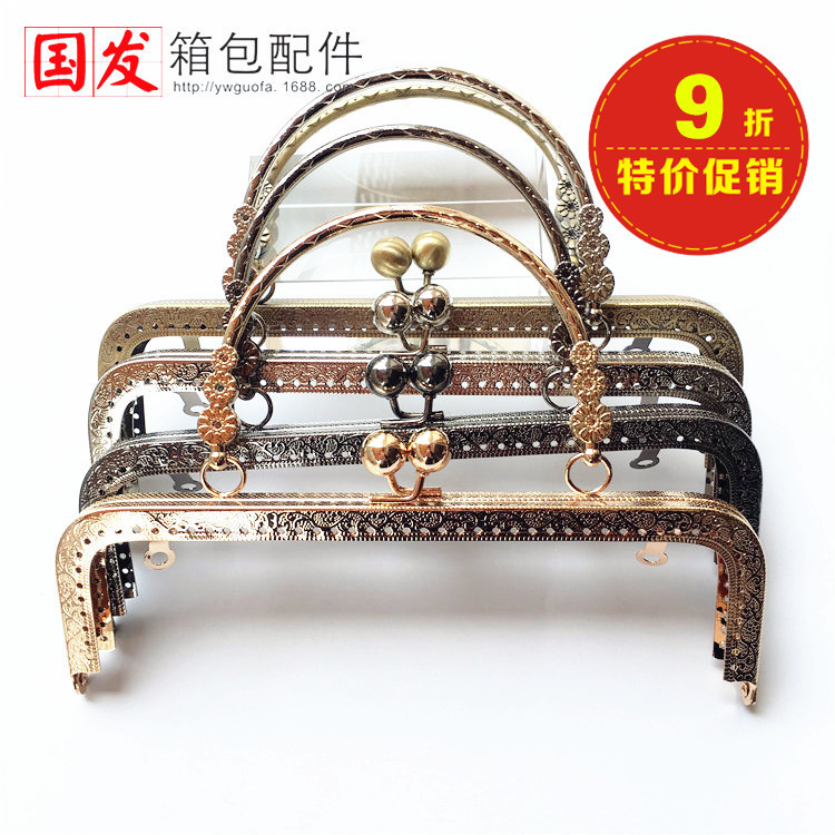 Doble 11 precio especial 20cm relieve cuadrado tres flores mano oro oro mano oro oro oro oro al por mayor cuatro colores opcionales