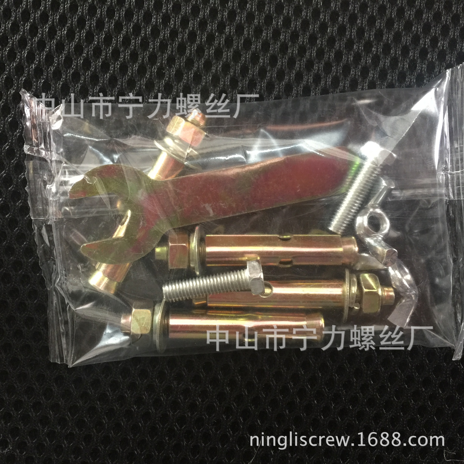 carousel-thumb-4