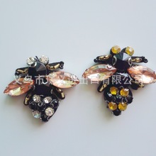 厂家直销服饰配件服装辅料时尚蜜蜂胸针 手工DIY 个性胸花布贴