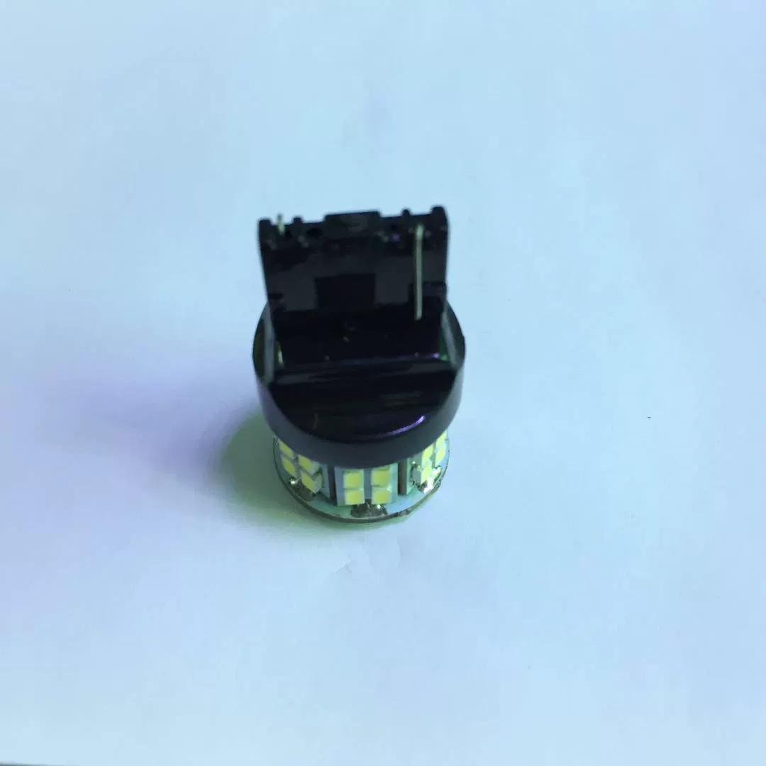 Один год гарантии на автомобиль Светодиодная лампа T20 7440 7443 1206 50smd светодиодный стоп-сигнал