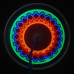 自行車輻條燈32led炫彩騎士風火輪山地車騎行裝備單車車輪燈騎行