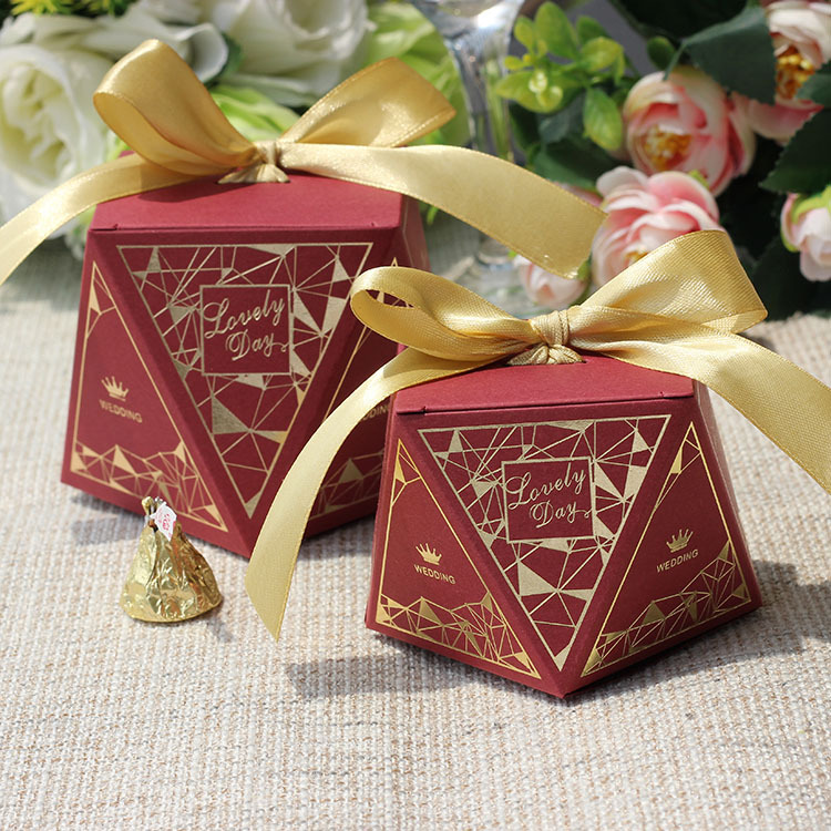 New Diamond Candy Box Personality Creative Wedding Supplies European Style Personality Creative Gift Box Candy Gift Box Wholesale