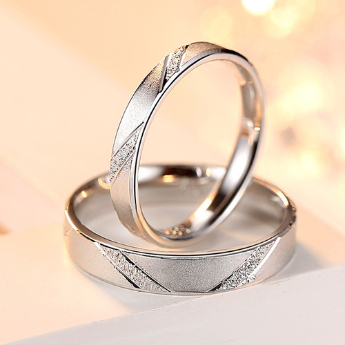 Korean personalized hand jewelry s925 sterling silver couple rings European and American men's and women's silver jewelry creative closed mouth rings wholesale