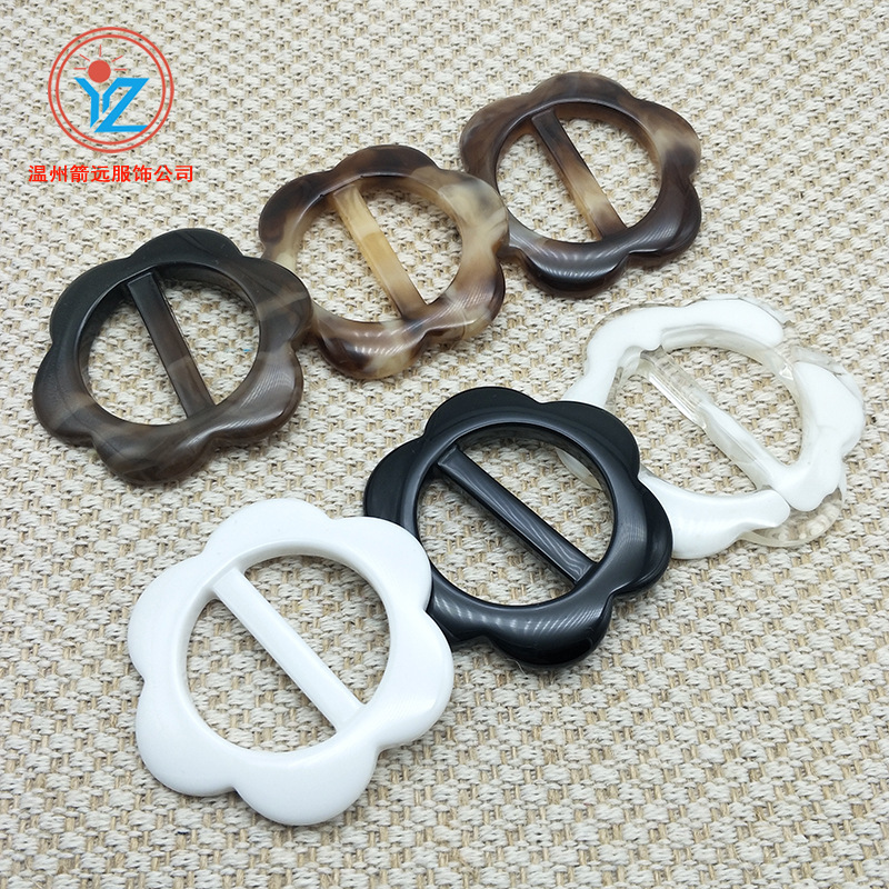 Arrow far button coffee mixed color pattern resin thickened day Button three button factory direct button wholesale