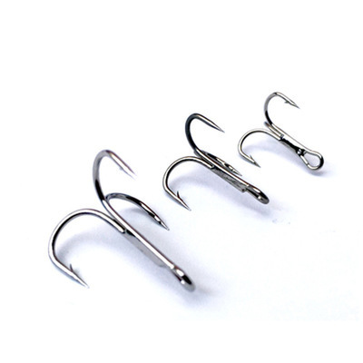 Black/white/red lure three-hook anchor hook carbon large anchor hook barbed fishhook three-prong hook three-claw fishing gear