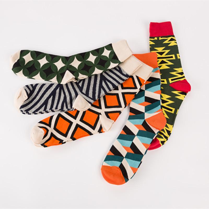 Autumn And Winter Casual Socks Street Skateboard Socks Happy Colorful Socks_maomaolike.com