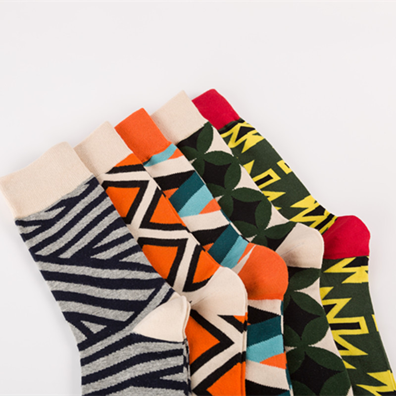 Autumn And Winter Casual Socks Street Skateboard Socks Happy Colorful Socks_maomaolike.com